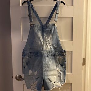 Wallflower denim shortalls!!